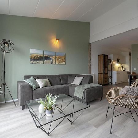 Seaside Apartment With Balcony Julianadorp Exterior photo